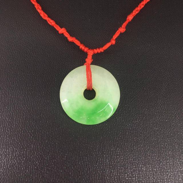 Kalung Kesehatan Giok Asli | Jade Tali Merah | Bulat