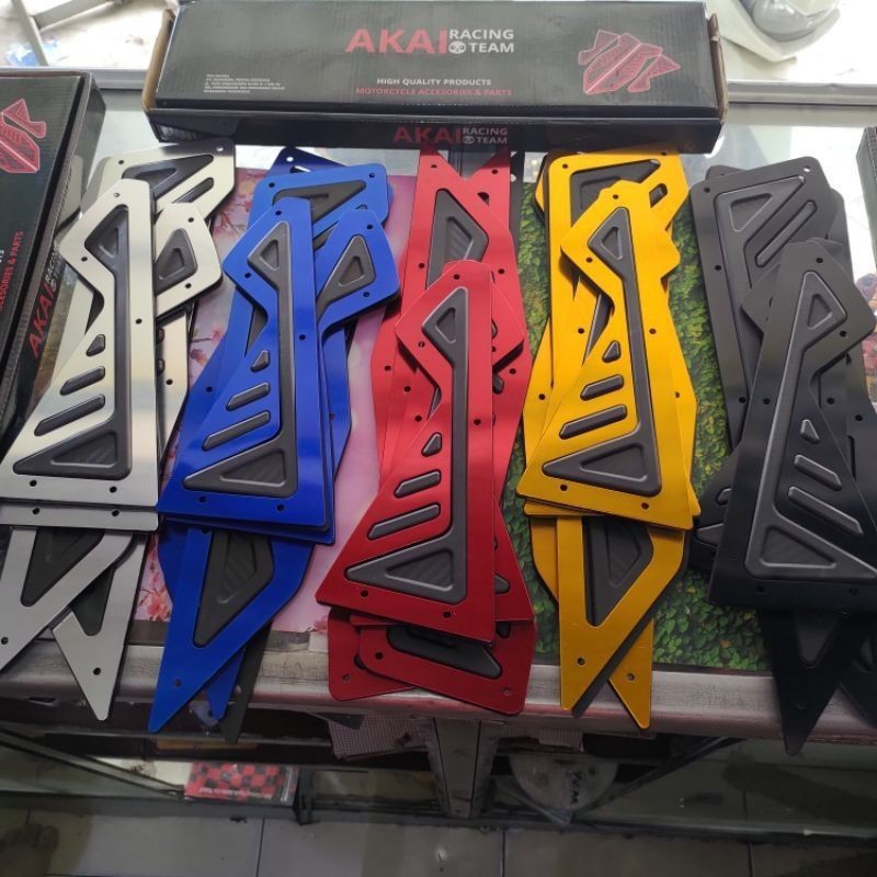 BORDES NMAX KARPET NMAX PIJAKAN KAKI NMAX LAMA/OLD  MERK AKAI RACING ORIGINAL
