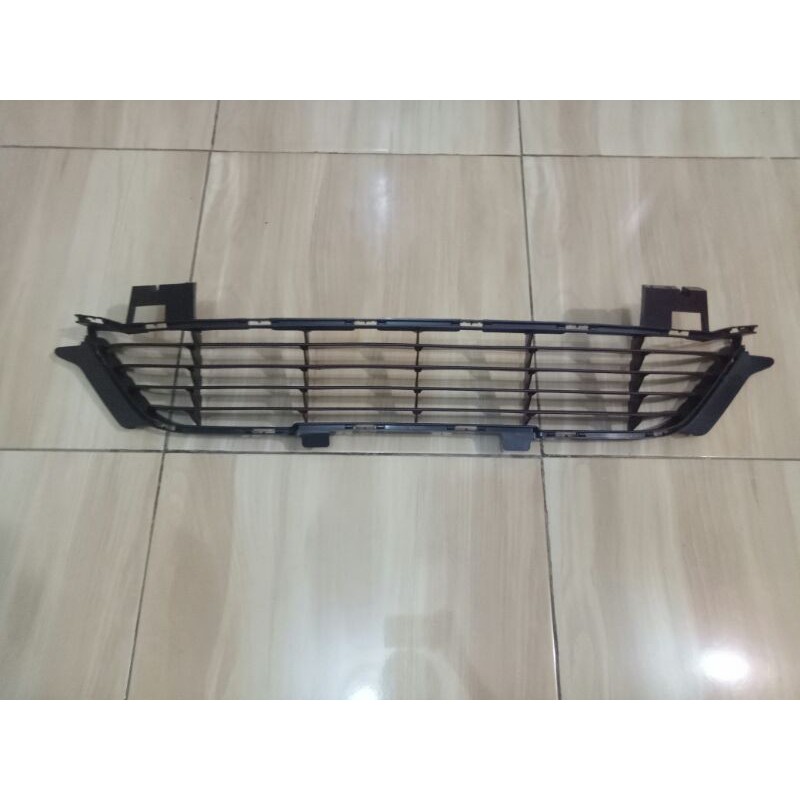 GRILL RADIATOR RAM BUMPER TOYOTA FORTUNER VRZ 2016