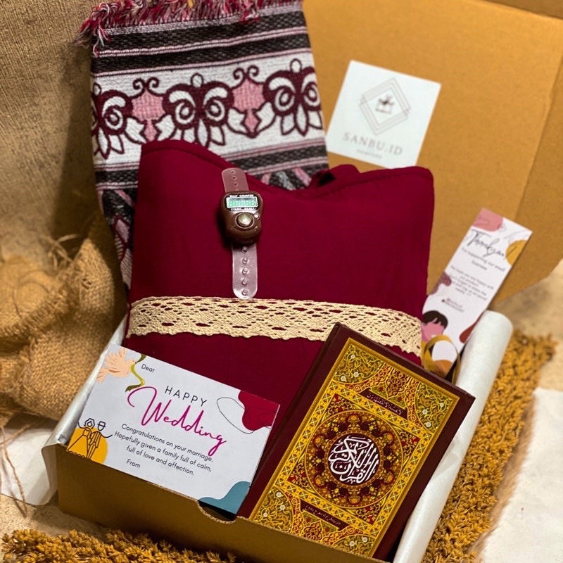 

HAMPERS WEDDING LEBARAN EID MUBARAK IDUL FITRI WEDDING GIFT | PERNIKAHAN | BIRTHDAY | ANNIVERSARY | GRADUATION | WISUDA | HAMPERS KEKINIAN | MUKENAH | EID MUBARAK HARI RAYA ISLAM
