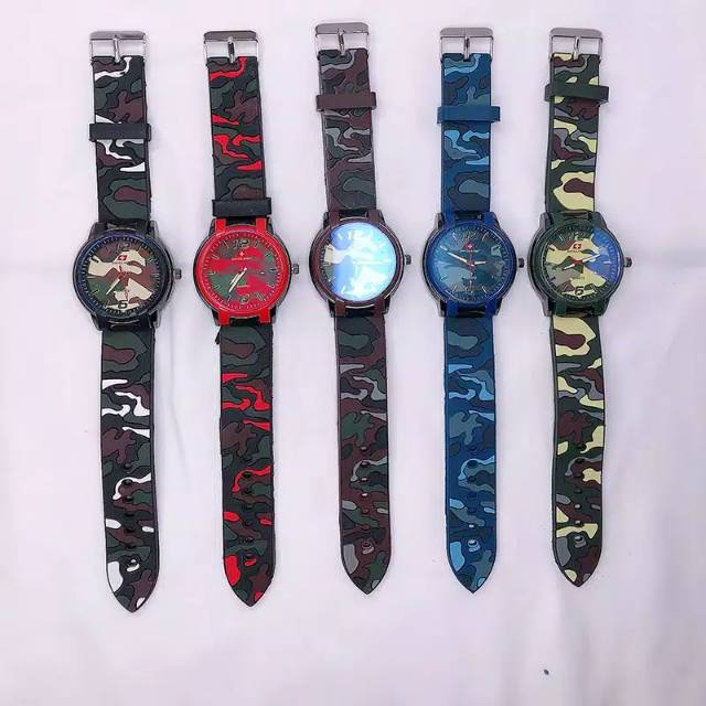 jam tangan tentara