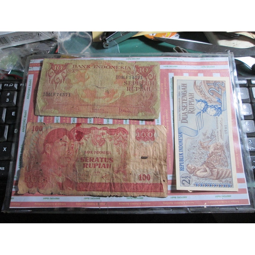 uang rp 100 soedirman rp 10 rp 2.5 paket iklan L950