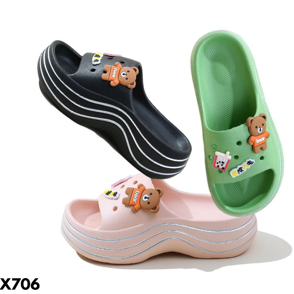 SANDAL WANITA MODE WEDGES DESIGN LINE PUTIH COMBINATION MOTIF BOBA BERUANG CUTE RUBBER IMPORT 706