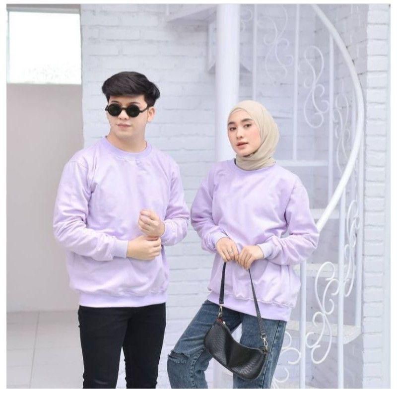 Sweater crewneck polos warna ungu muda