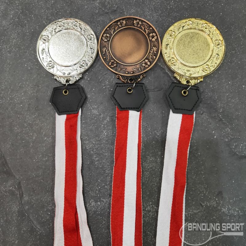 Medali Logam Besi Mendali Emas Perak Perunggu Mendali Plus Tali Satuan