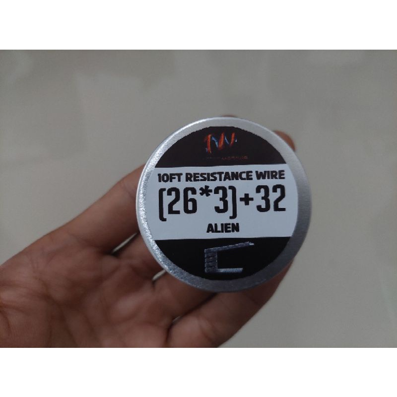 Benang boneka alien 3 core