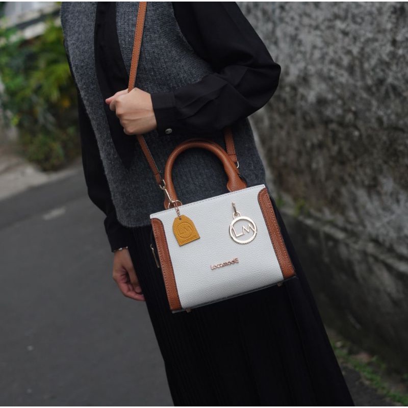 TAS LOCAMODE ZOE MEDIUM KULIT JERUK