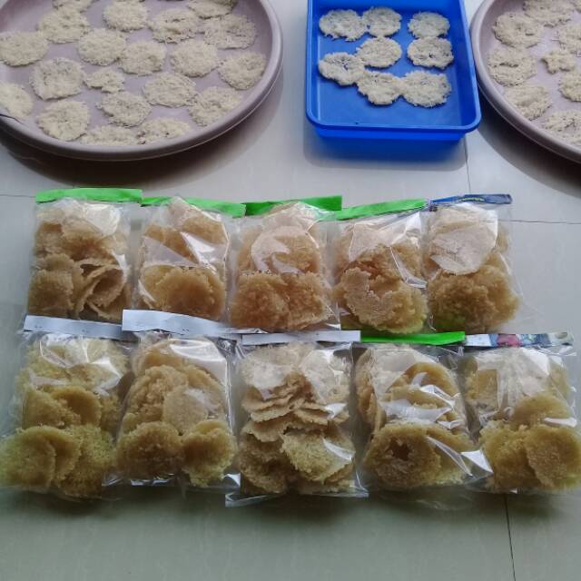 

Rengginang renyah murah gurih enak cemilan keluarga keripik nasi