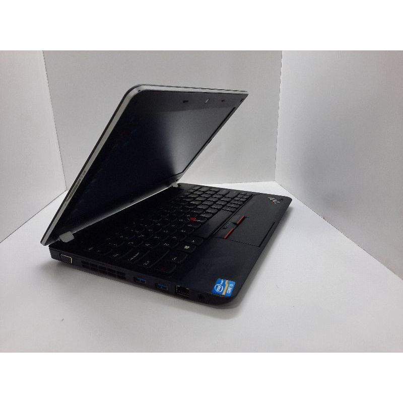 Laptop Lenovo Thinkpad E130 Core I5 Gen 3 Ram 4 Gb Hdd 500 Gb Second Berkualitas