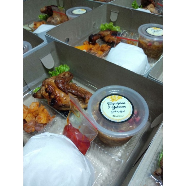 

nasi box / nasi box 7 bulanan / nasi box enak / nasi box syukuran