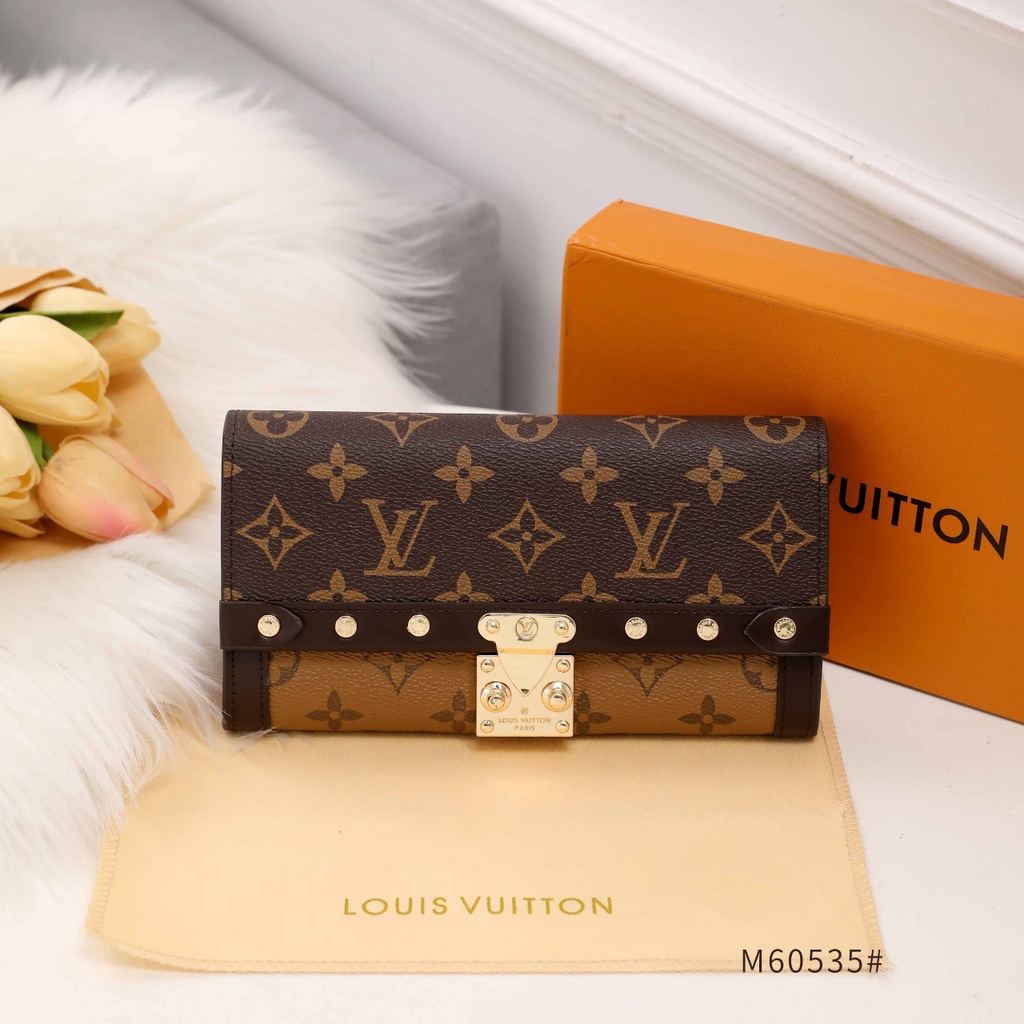 LV Ladies Long Wallet in Monogram M60535