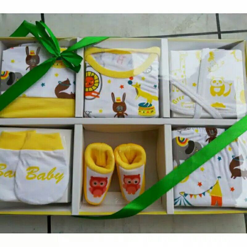 PAKET KADO BAJU SET KOMPLIT LION-BABY SET LION-KADO BAJU SET KOMPLIT LION-KADO BAYI BARU LAHIR MURAH