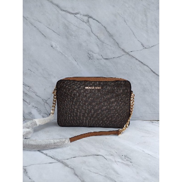 Mk Jet Set crossbody signature Brown