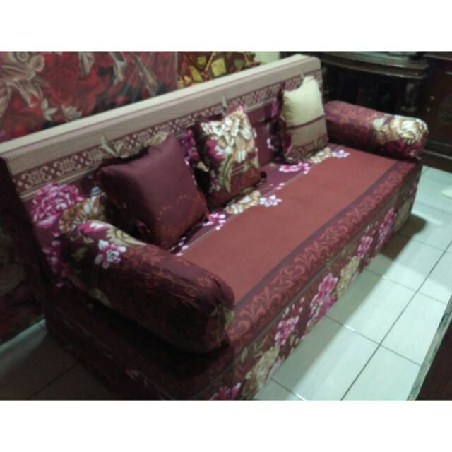 Inoac sofa bed