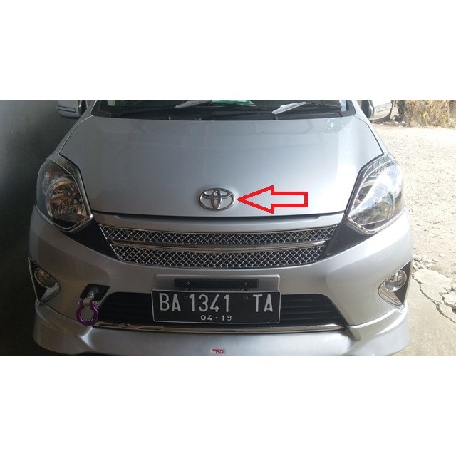 Emblem Logo Toyota Agya Chrome