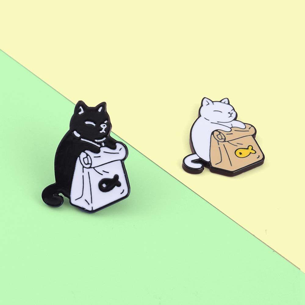 Mxbeauty Bros Kucing Hadiah Lucu Untuk Anak-Anak Hitam Putih Kucing Perhiasan Aksesoris Makan Sendiri Lencana Pin Enamel Pin