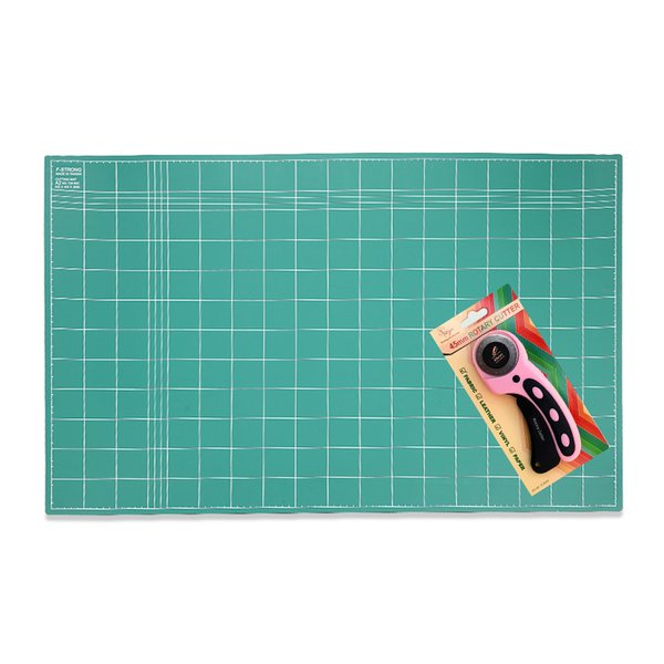 [Paket Hemat] Cutting Mat A2 (2 sisi) + Rotary Cutter Freya + Refill Blade