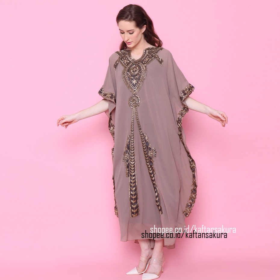 Kaftan Luna Kaftan Wanita Bordir Gold Mewah untuk Lebaran dan pesta Warna Hitam Terbaru Best Seller termurah Grosir