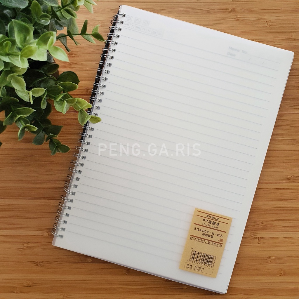 

Ring NoteBook A4 Hardcover Plastik Bening