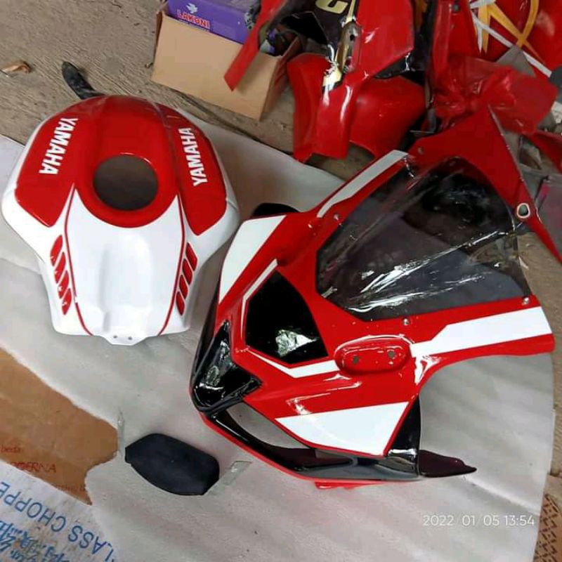 headlamp/topeng kedok+cover tangki R15 v2 model R15 v3