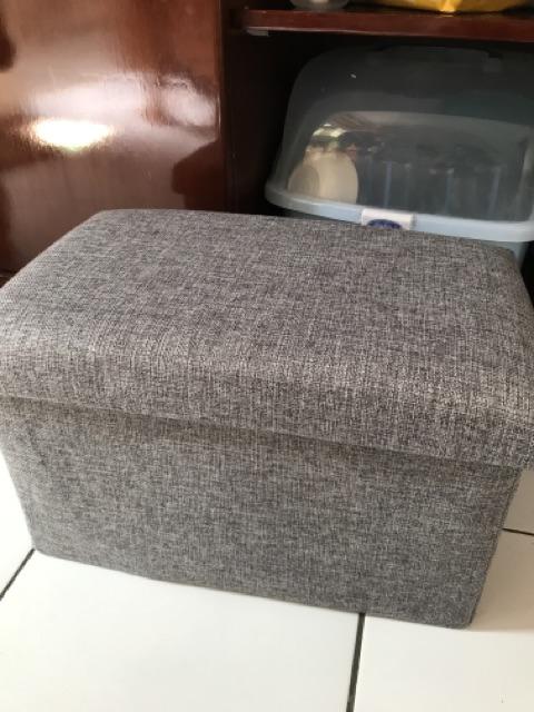 Storage Chair/ Tempat  Penyimpanan