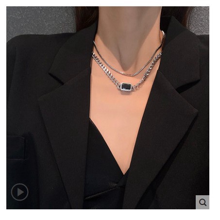 In trendi dingin geometris persegi kalung wanita online influencer kalung Eropa dan Amerika retro hi