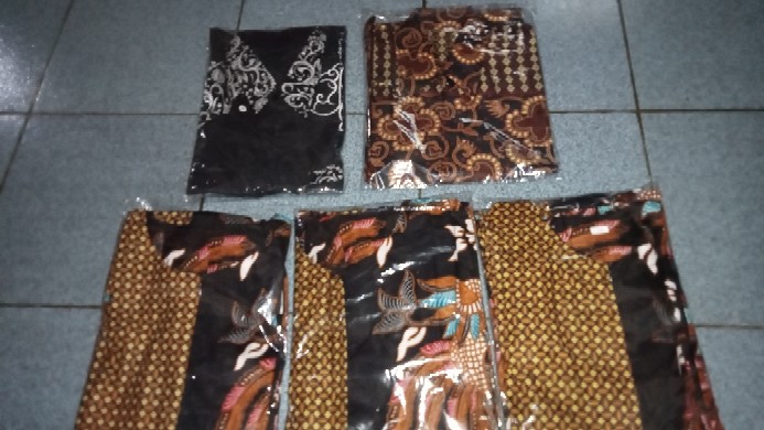 Batik Couple Keluarga Sania Ruffle Ori Ndoro Jowi Motif Manuk Kembar
