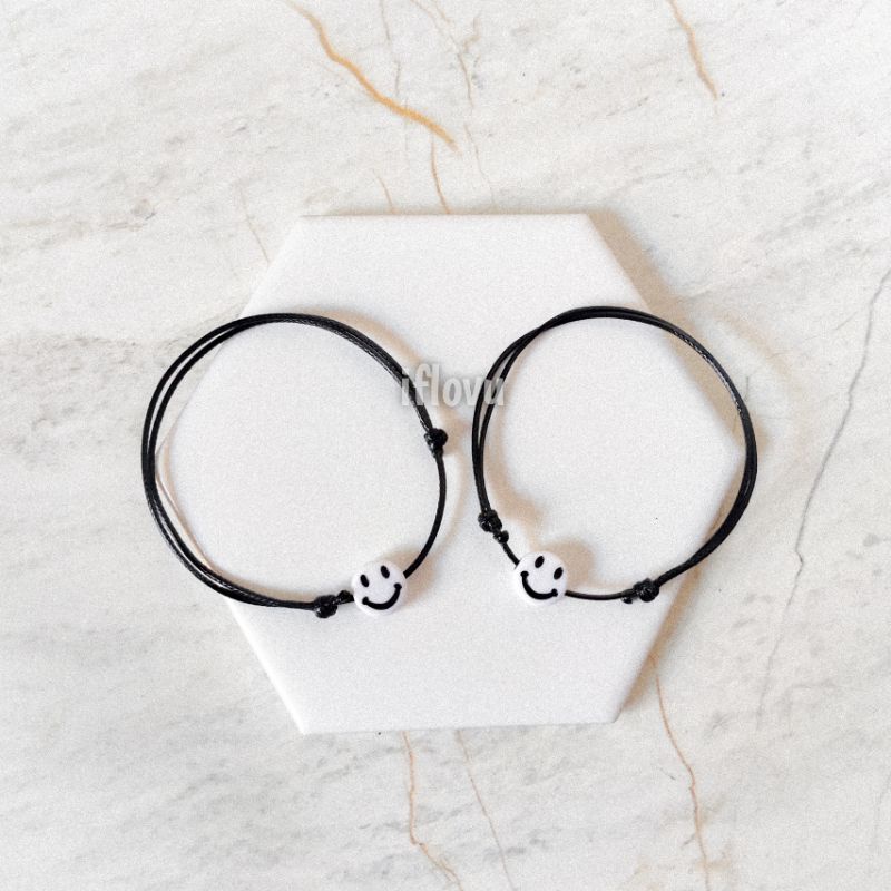 Gelang Couple Pasangan Pacar Sahabat Gelang Manik Smile Putih Lucu