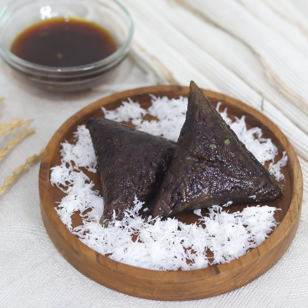 

Kue Lopis