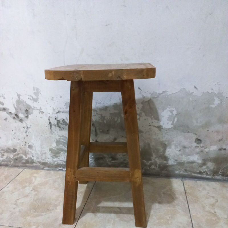 Kursi Dekorasi / Kursi Backdrop / Tiffany / Kursi Kayu