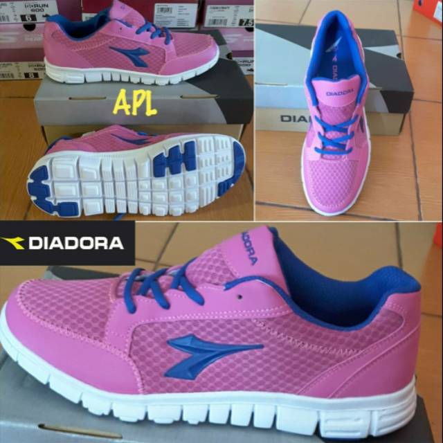 SEPATU SPORT DIADORA WANITA APL