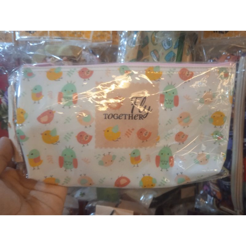 

tempat pensil / pouch