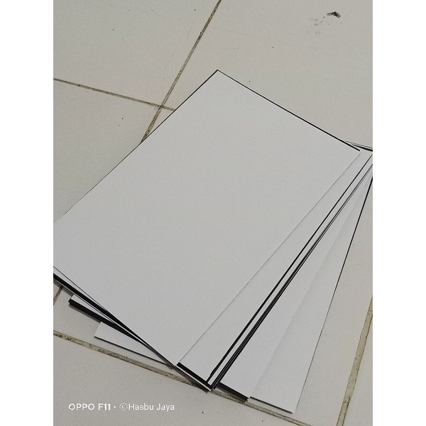 

(2 Lembar) Rubber Iron Adhesive 0,5mm x 30cm x 20cm (bukan magnet)