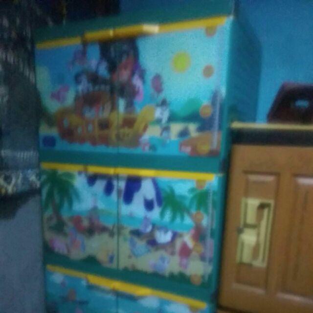 Lemari Plastik Boneka Besar Susun 4 Lemari Pakaian Boneka Besar/3dimensi  Susun 4 Karakter Anak Anak