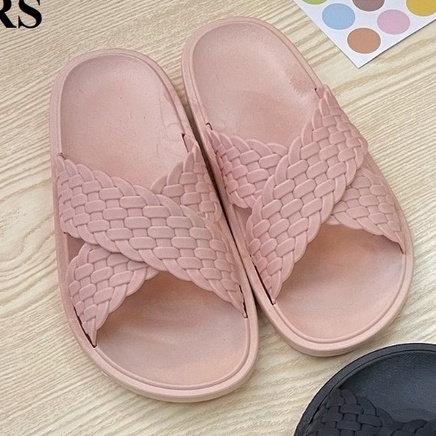 [BEST SELLER] Sendal Jelly Cuted BLC Import Full Karet Lentur Elastis Sandal Slop Silang Kokop-Pink Kepang