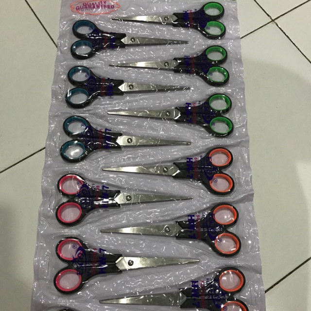 

Gunting warna tanggung / 12pcs