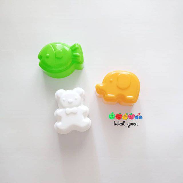 Cetakan nasi / cetakan roti karakter