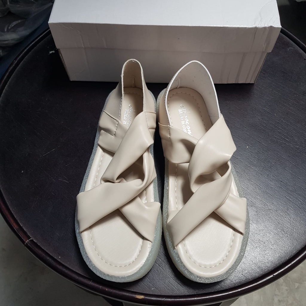 SALE! Sandal Wanita Import Tali Silang Import Selip Simpul Simple 2049