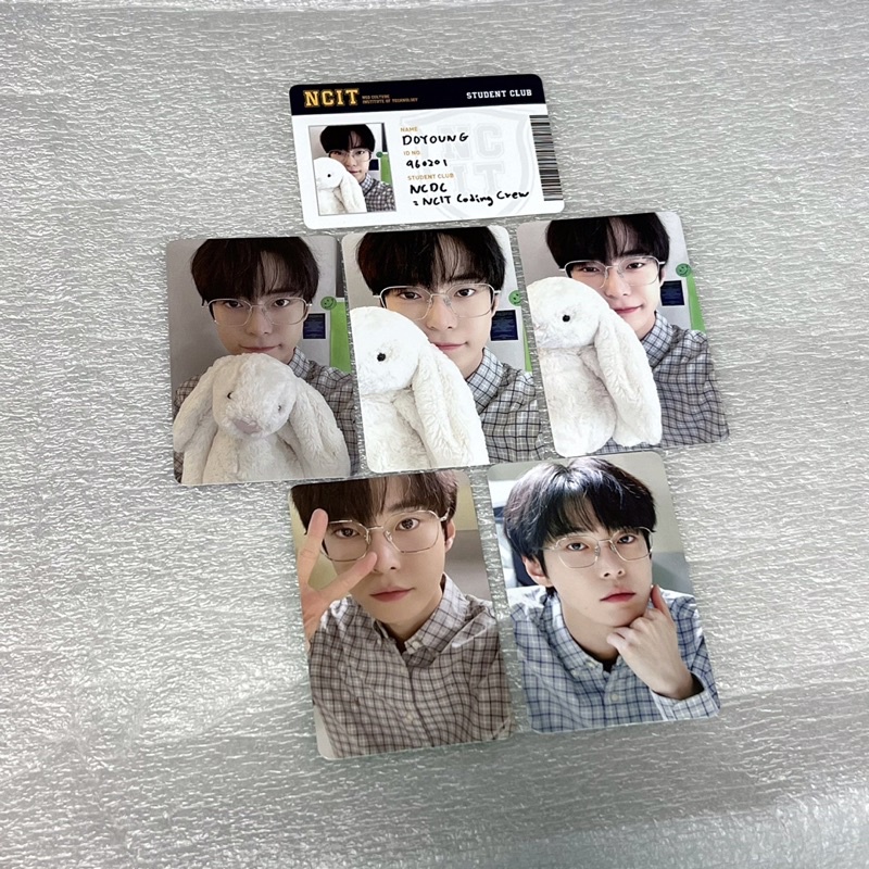 doyoung boneka / doyoung bunny / doyoung ncit day / doyoung sticker photocard pc poca