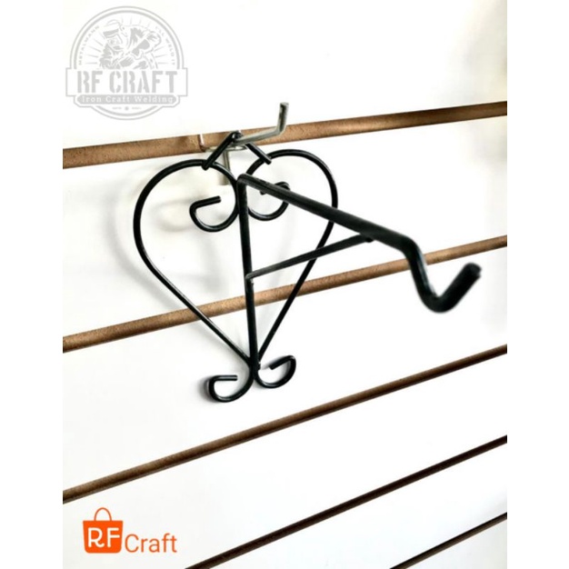 GANTUNGAN POT BUNGA DINDING UNIK POT GANTUNG BESI