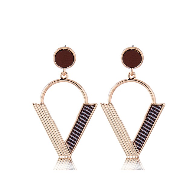 LRC Anting Tusuk Fashion Gold Triangle Earring A57424