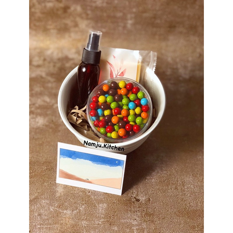 

Hampers Lebaran Namju Kitchen Murah