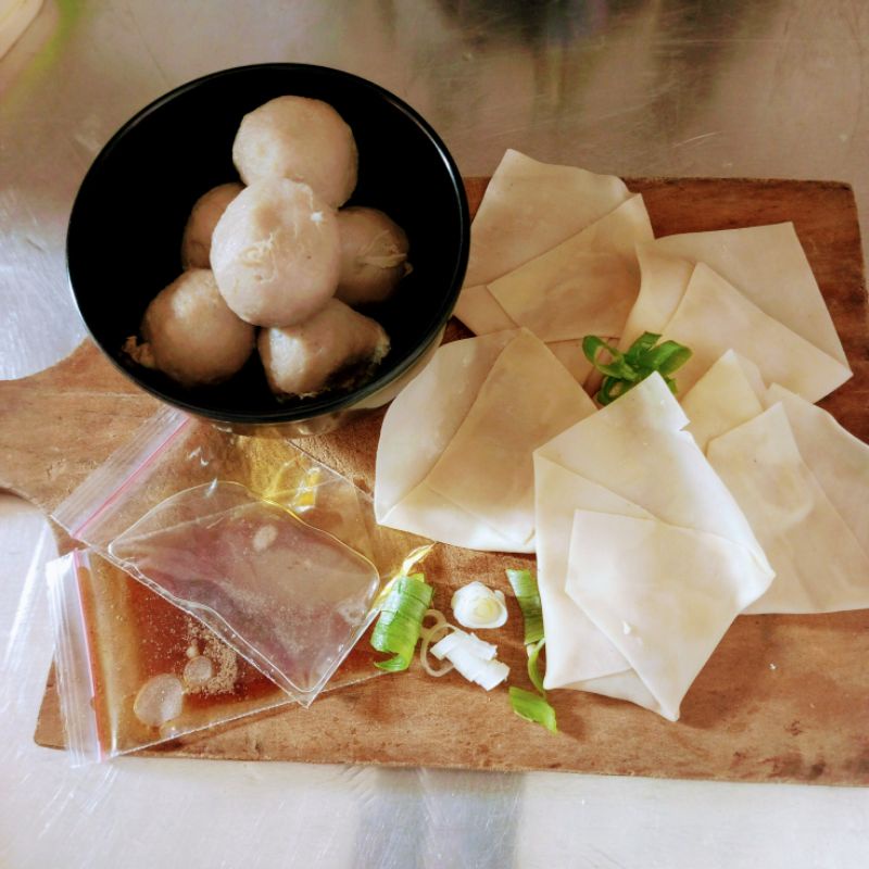 

PangsitBakso