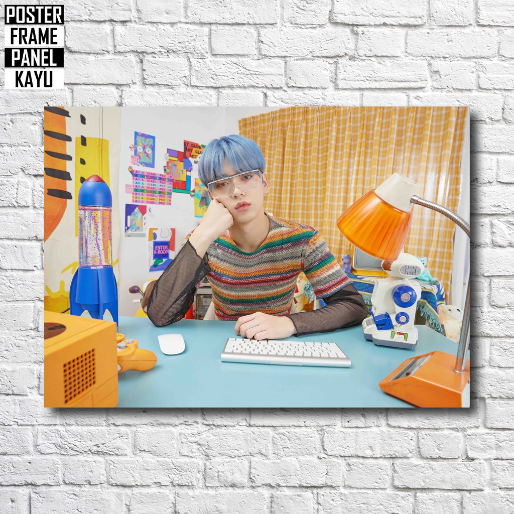 Poster TXT Soobin Blue Hour Concept Photo R Frame Kayu Solid A4 SBN006
