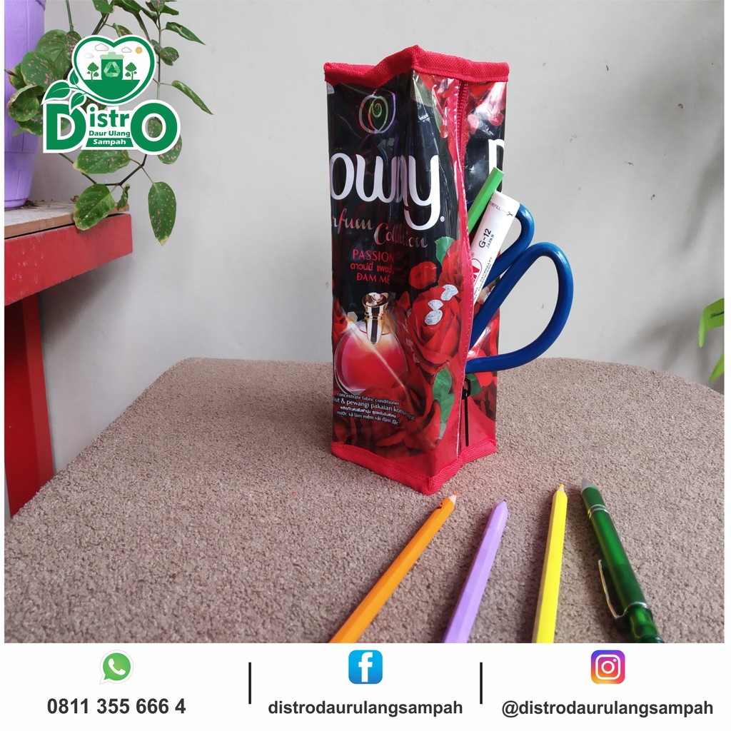 

pencil case daur ulang plastik kemasan tempat pensil unik alat tulis kantor murah