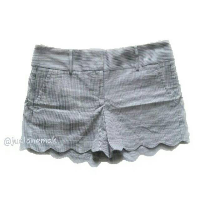 Baju branded sisa ekspor Ann taylor celana pendek
