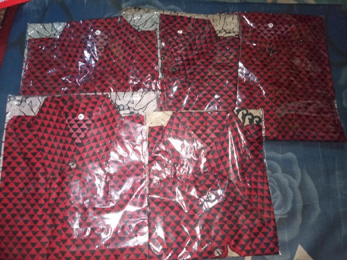 Couple Batik Keluarga || Setelan Couple Batik Ayah Ibu Anak Cewek