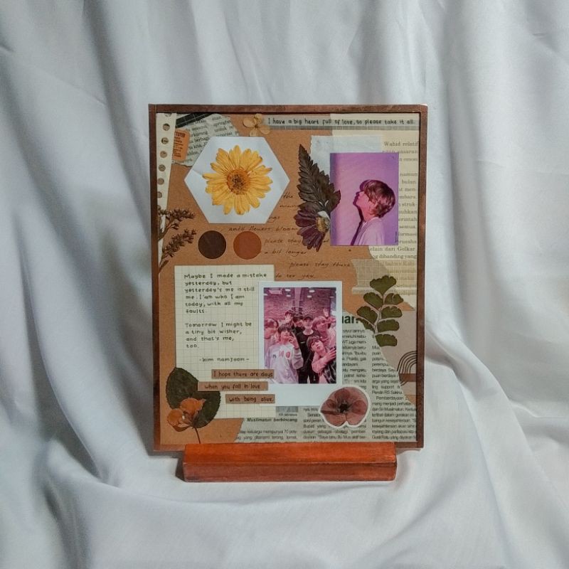 

pressed flower frame | vintage 80's ver.