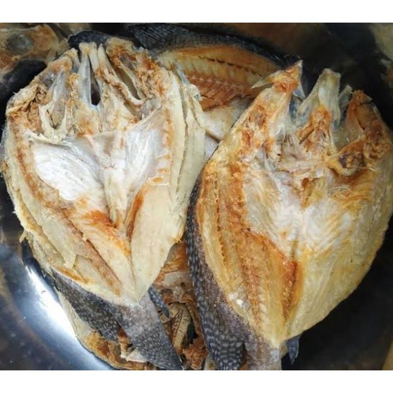 

Ikan Asin Katamba /Lolosi berkualitas tanpa pengawet khas sulawesi 500gr