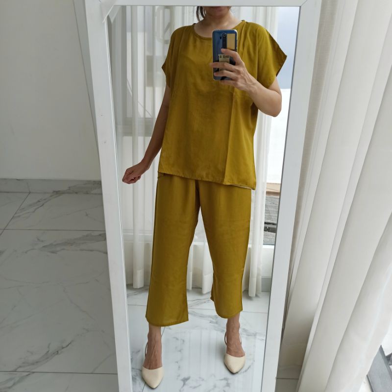 One set Rayon Annabelle Set